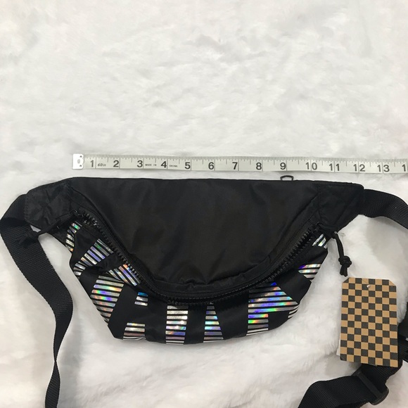 NWT VANS blinds holo fanny pack bum bag black - Picture 8 of 13
